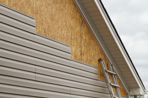 Grey Vinyl Siding Installation in Pleasanton